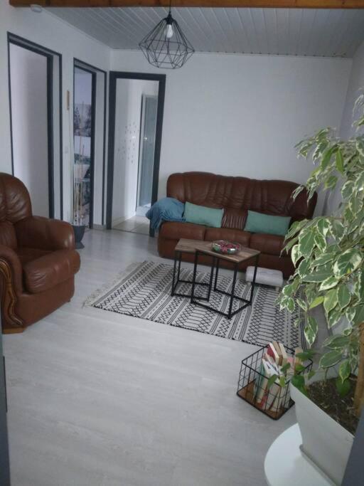 Appartement Cosy Avec Terrasse Vaux-Sur-Seine Экстерьер фото